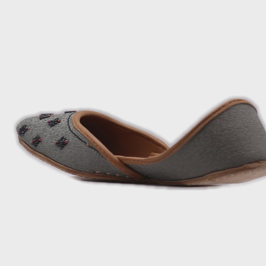 women grey khussa